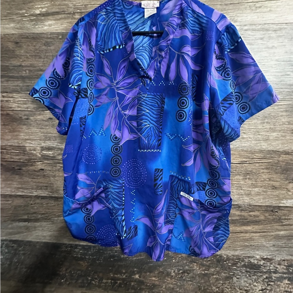 Cherokee Blue and Purple Short Sleeve Scrub Top Tropical Print‎